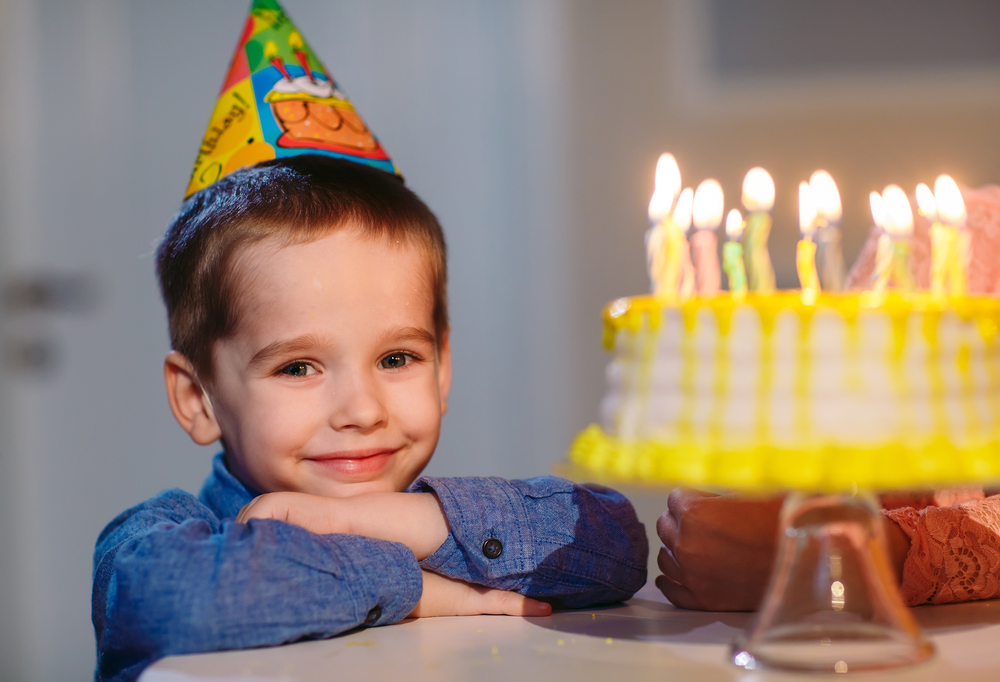 10 Cool Gifts for 6 Year Old Boy on His Birthday and Party Game Ideas
