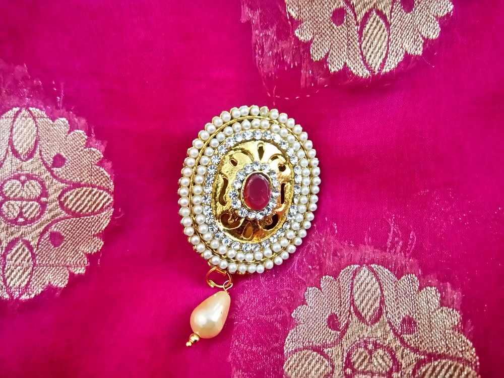 PFF Fashions Women Brooches and Pin for Dupatta and Saree Brooch Brooch  Price in India - Buy PFF Fashions Women Brooches and Pin for Dupatta and Saree  Brooch Brooch online at Flipkart.com