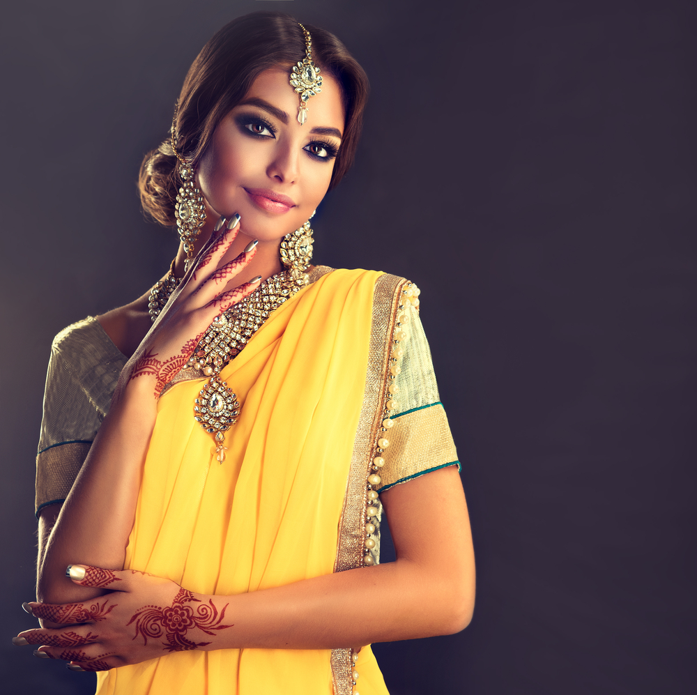 lipstick with yellow saree