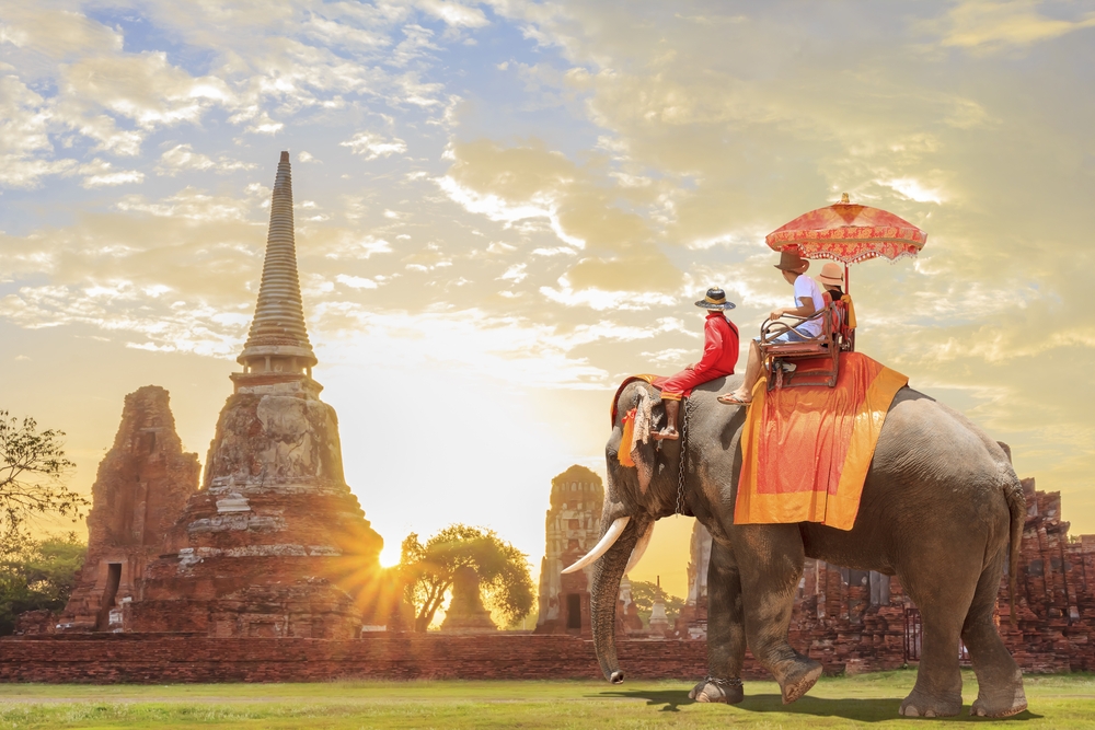 6 Travel Agent Dan Destinasi Tour Thailand Yang Wajib Kamu Kunjungi Di ...