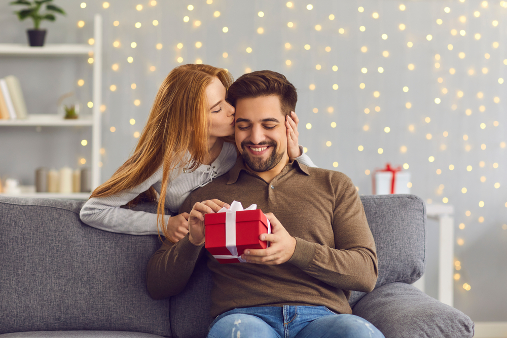30 Incredible Gift Ideas to Turn Your Husband's Birthday into an  Extraordinary Day and Create Lasting Memories (2021)