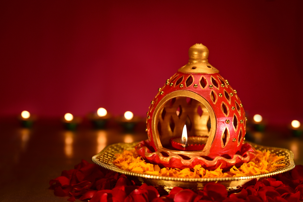 What to Buy on Dhanteras, Apart from Gold: 14 Recommendations as Well ...