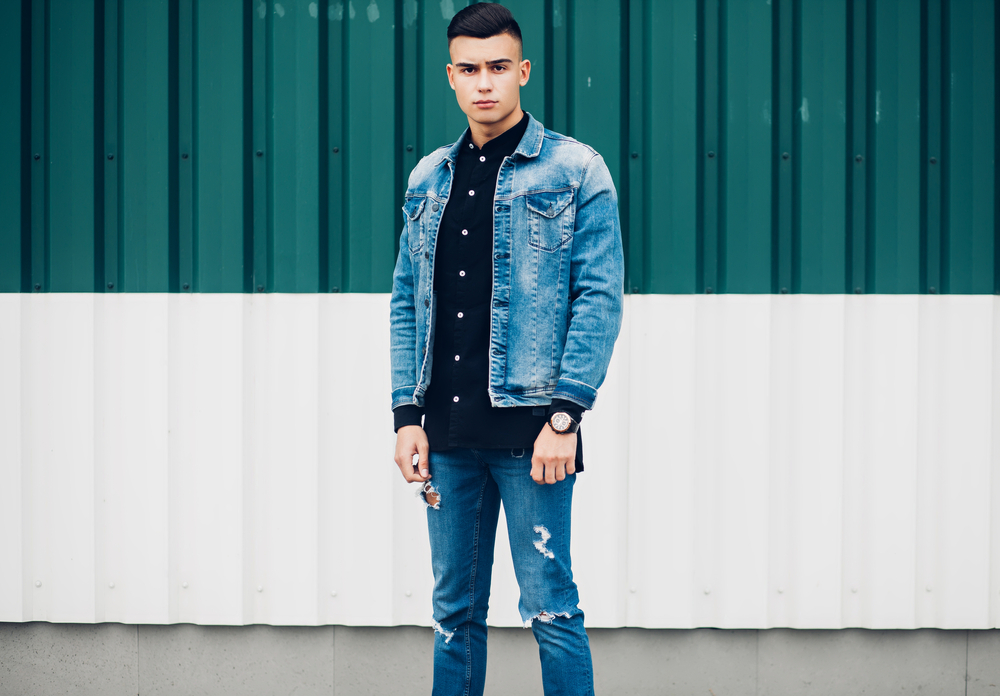 Jaket Jeans Memang Bisa Menjadi Andalan Yuk Temukan Ide Untuk Tampil Keren Dengan 5 Rekomendasi Jaket Jeans Pria Ini