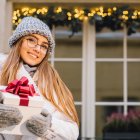 女友達に贈るクリスマスプレゼント 人気ランキング21選 代 30代の女性や高校生が喜ぶおすすめギフトを紹介 プレゼント ギフトのギフトモール 女友達に贈るクリスマスプレゼント 人気ランキング21選 代 30代の女性や高校生が喜ぶおすすめギフトを紹介 プレゼント ギフトのギフトモール