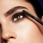 Mascara can help us darken, thicken, lengthen or define the eyelashes. Focus on the eye makeup has always been a priority for women, not just in modern times but as far as historical evidence can take us we can see ancient women aesthetically adorn their eyes. We have compiled a list of the best mascara brands to help you choose.