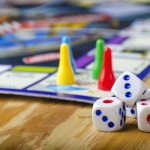 Weekend ini bengong aja di rumah? Kamu bisa undang teman kamu untuk ke rumah untuk bermain permainan yang seru. Kamu bisa juga bermain bersama keluarga besar kamu. Yuk, cek aneka mainan unik dari kami!