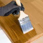 Memiliki furnitur kayu memang harus rajin dirawat agar kesan estetiknya tetap terjaga. Jika catnya pudar, kamu bisa mengecat ulang dengan cat kayu pilihan. Supaya tidak salah pilih, kamu wajib cek tips memilih cat kayu terbaik. Jangan lupa cek juga rekomendasi cat kayu pilihan dari BP-Guide!