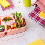 Sebagai orang tua, kita memang dituntut untuk selalu bisa jadi kreatif dalam mendidik anak. Salah satunya, saat menyiapkan bekal anak. Kita harus  memdorong anak untuk mau membawa bekal sendiri ketimbang jajan di luar. Nah, supaya kita makin kreatif menyiapkan bekal, wadah bekalnya juga harus menarik, ya. Cek rekomendasi kotak bekal dari BP-Guide!