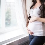 Celana hamil adalah salah satu fashion item yang bisa jadi andalan ibu hamil ketika beraktivitas di rumah atau di luar ruangan. Kalau sedang mencari celana hamil yang tepat, Anda bisa cek tips dan rekomendasi BP-Guide berikut!