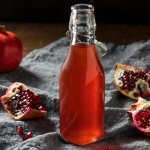 Di pertengahan tahun, musim kemarau berada pada puncaknya. Akibatnya cuaca semakin panas dan kamu gampang merasa haus. Segarkan harimu dengan segelas sirup buah yang dingin dan bernutrisi. Simak rekomendasi sirup buah terbaik versi BP-Guide berikut ini!