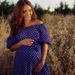 Saat hamil, menggunakan daster tentunya sangat terasa nyaman dan sejuk. Makanya, pilih daster yang bahannya halus dan lembut di kulit. Berikut ini ada beberapa rekomendasi daster yang bisa Anda pertimbangkan untuk menjadi pilihan terbaik untuk Anda.