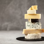 Bayi membutuhkan banyak nutrisi untuk tumbuh kembangnya. Salah satunya bisa Anda berikan melalui keju. Keju yang kaya kalsium dan protein akan menunjang pertumbuhan tulang dan gigi. Simak rekomendasi produk keju bayi agar si kecil semakin lahap makan dalam artikel BP-Guide berikut ini!