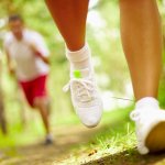 Kaos kaki menjadi unsur penting saat berolahraga. Kaos kaki berguna untuk meminimalisir cedera yang bisa saja Anda alami saat berolahraga. Berikut BP-Guide memberikan tips agar Anda bisa berolahraga dengan nyaman, juga menjaga kaos kaki agar tidak bau. Simak, yah.