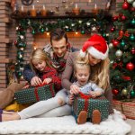 Semarakkan Kebersamaan Natal dengan 12+ Rekomendasi Barang Terbaik untuk Keluarga