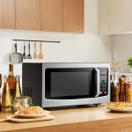 Microwave adalah salah satu perangkat elektronik canggih yang fungsional untuk mendukung kegiatan memasak Anda. Memiliki microwave di rumah tentu memudahkan Anda dalam memasak dan menghangatkan makanan setiap harinya. Tertarik untuk membelinya? Ini dia 10 rekomendasi microwave Panasonic canggih yang patut untuk melengkapi perangkat dapur Anda.