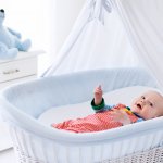Dalam artikel ini, kami akan memberikan rekomendasi kelambu bayi terbaik yang dirancang khusus untuk melindungi si kecil dari gigitan nyamuk. Kelambu adalah investasi penting untuk menjaga kesejahteraan dan tidur yang nyaman bagi bayi Anda, membantu menghindari gangguan nyamuk yang dapat mengganggu kualitas tidurnya.