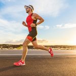 Jika dulu lari marahon hanya untuk atlet profesional, kini sudah menjadi bagian dari gaya hidup sehat masyarakat modern. Pastikan kamu punya perlengkapan yang komplet sebelum mengikuti olahraga ini, ya. Berikut BP-Guide akan memberikan rekomendasi celana lari maraton yang trendy dan sporty.