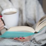 Musim hujan bisa menjadi salah satu pemicu menurunnya daya tahan tubuh karena faktor cuaca dan kelelahan. Oleh karena itu, kita harus pandai-pandai menjaga kesehatan tubuh, salah satunya dengan minum minuman hangat. Apa saja? Mari simak artikel berikut ini!