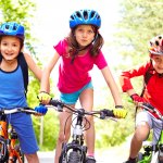 Bersepeda adalah kegiatan yang menyenangkan bagi anak-anak. Berikan sepeda yang sesuai dengan usia si kecil agar ia tidak kesulitan mengayuhnya. Dalam artikel ini, BP-Guide akan memberikan rekomendasi merk sepeda anak perempuan berkualitas yang bisa Anda jadikan pilihan.