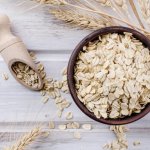 You cannot ignore the health benefits of a good breakfast! Oats are one of the healthiest breakfast choices especially when you're on the go. They are easy to digest and give you a feeling of fullness. Here are the top oats brands that are healthy, rich in protein & fiber and a perfect choice for breakfast or sudden hunger cravings: