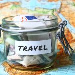 Tidak melulu punya uang banyak untuk bisa menikmati wisata. Kamu masih bisa, kok, memanjakan diri dengan traveling low budget. Tak kalah dengan destinasi wisata yang harganya selangit, tujuan wisata berikut ini bisa kamu nikmati walaupun dengan biaya yang minim. Simak, yuk!