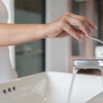Artikel ini membantu Anda memilih merek kran air terbaik yang menggabungkan kualitas, daya tahan, dan inovasi. Dari gaya modern hingga fungsi pintar, kami sajikan rekomendasi merek yang memenuhi kebutuhan dapur dan kamar mandi Anda untuk pengalaman penggunaan air yang lebih baik.