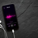 MP3 player terbaru membawa pengalaman mendengarkan musik Anda ke level yang baru. Dengan fitur-fitur canggih dan desain yang stylish, MP3 player terbaru akan memenuhi kebutuhan hiburan musik Anda dengan lebih maksimal.