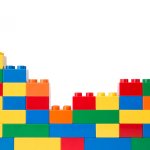 Bermain Lego memang mengasyikkan. Mainan ini bisa mengasah kreativitas anak lebih baik lagi. Namun, hati-hati dengan produk Lego palsu, ya. Yuk, cek rekomendasinya dari kami!