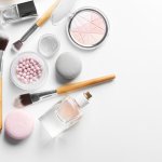 Apakah Anda tertarik dengan kosmetik Korea? Jika Anda tertarik untuk membelinya secara online maka perlu mengetahui supplier yang tepat. Terdapat beberapa tips untuk supplier kosmetik korea dan beberapa rekomendasi yang akan dijelaskna oleh BP-Guide.
