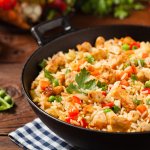 Nasi goreng adalah salah satu makanan khas Indonesia yang disukai banyak orang. Kini ada cara praktis memasak nasi goreng dengan bumbu instan. Yuk simak rekomendasi 10 bumbu nasi goreng instan terbaik versi BP-Guide berikut ini.