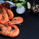Ternyata udang tidak hanya bisa dinikmati dalam bentuk masakan, tetapi juga dalam bentuk makanan ringan. Tentu saja makanan ringan tersebut memiliki rasa yang beraneka ragam. Para pencinta udang pun makin dimanjakan dengan aneka snack udang ini. 