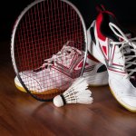 Suka badminton tapi enggak tahu sepatu mana yang baik untuk Anda? Anda beruntung, BP-Guide kini menghadirkan panduan praktis untuk Anda agar dapat mengetahui cara memilih sepatu badminton yang benar. Yuk simak yang berikut ini!