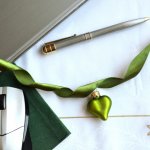 おしゃれで機能的なボールペンは、勉強や仕事のモチベーションをアップしてくれるアイテムです。今回は、編集部がwebのアンケート調査などからリサーチした、女性におすすめのボールペンをご紹介します。人気のブランドの商品がわかるランキングを参考にして、仕事中やプライベートで楽しく使えるものを手に入れてください。