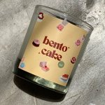 Bukan rahasia lagi bahwa penggunaan aroma terapi mampu menciptakan rasa rileks pada tubuh dan memberikan ketenangan pikiran. Berbagai pilihan aroma terapi bisa Anda jadikan pilihan, termasuk aroma terapi bakar berupa dupa atau lilin. Berikut adalah 10 pilihan aroma terapi bakar terbaik yang bisa Anda jadikan pilihan untuk meningkatkan mood sehari-hari.