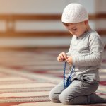 10 Rekomendasi Baju Lebaran Anak Laki-Laki yang Nyaman dan Anti Gerah (2023)