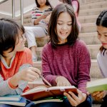 Top 10 quyển sách hay nên đọc cho học sinh cấp 3 (năm 2021)