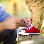 Terkadang memilih sepatu sekolah anak bukanlah hal yang mudah. Jika kamu juga sedang kebingungan mencari sepatu yang tepat, ini dia cara memilih sepatu sekolah anak yang mudah dan benar agar tidak rugi atau cepat rusak.