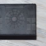 Bekerja dengan laptop memang sangat nyaman karena bikin kamu leluasa bekerja dimana saja dan kapan saja. Agar bekerja bisa lebih nyaman, kamu bisa memakai cooling pad. Nah, jangan asal beli cooling pad. Kamu harus tahu tips memilihnya yang tepat dan juga rekomendasi terbaiknya. Kami menyediakan rekomendasi terbaik untukmu!