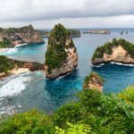 Wisata Indonesia memang tak kalah menarik dengan wisata ke luar negeri. Untuk menikmati wisata di negeri sendiri, kamu perlu tahu tempat-tempat yang menarik serta cara untuk mencapainya. Yuk, baca artikel ini agar kamu punya persiapan untuk menjelajahi Indonesia.