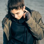 Kamu berencana untuk pergi ke daerah dingin? Atau sekadar berkemah dan naik gunung bersama teman? Tentu butuh jaket yang berbahan hangat dan antiair bukan? Untuk itu, BP-Guide akan menghadirkan aneka jaket parka wanita yang tidak hanya nyaman digunakan, tetapi modelnya tentu saja kece. Bahkan, jaket ini cocok kamu gunakan untuk hangout bersama teman-teman.