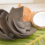 Batok kelapa yang sering dibuang setelah daging kelapa diambil ternyata punya manfaat tersendiri lho. Yaitu sebagai bahan membuat kerajinan yang unik dan memiliki nilai guna tinggi. Yuk, simak apa saja jenis kerajinannya dalam artikel BP-Guide berikut ini!