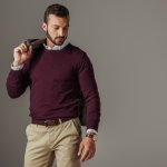 Sweater menjadi fashion item favorit yang banyak dipilih untuk gaya kasual ataupun formal. Meskipun ada di negara dengan iklim tropis, pemilihan sweater yang tepat tidak akan membuatmu gerah, lho. Yuk, cari tahu bersama BP-Guide!