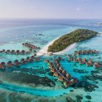 Maldives là một trong những địa điểm du lịch được nhiều người yêu thích và luôn đón một lượng lớn du khách mỗi năm. Vậy liệu bạn đã biết thiên đường Maldives nằm ở đâu chưa? Những lí do nào mà nơi đây lại hút khách như vậy? Hãy cùng tìm hiểu ngay sau đây nhé!