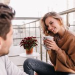 30代女性に人気の誕生日プレゼントトップ10を最新版【2023年版】としてランキング形式で紹介いたします。また、30代女性の中でも、30代前半と後半に分けて、誕生日プレゼントの選び方をそれぞれわかりやすくまとめました。プレゼントを贈る際に便利なメッセージのサンプルもありますので、ぜひ素敵なプレゼント選びに、ご活用ください！