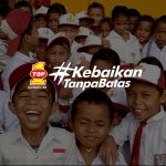 Berbagi dengan sesama tak mengenal batas waktu dan tempat. Sudahkah Anda berbagi hari ini?
