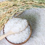 Sebagai masyarakat Indonesia, kita tidak bisa dijauhkan dari yang namanya nasi. Ini adalah bahan makanan pokok kita. Lauk apa pun akan terasa lebih nikmat jika nasinya enak. Nah, simak dulu tips memilih beras yang berkualitas namun harganya ramah di kantong. Cek juga rekomendasi beras murah dari kami!