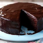 अगर आप चॉकलेट केक लवर हैं तो आपको यह आर्टिकल जरूर पसंद आएगा। इस लेख में हमने आपको 5 चॉकलेट केक के बारे में बताया जो आप अपने घर पर बहुत आसानी से बना सकते हैं। हमने आपको केक के प्रकारों के बारे में भी जानकारी दी है ताकि आप चुन सकें कि कौन सा बनाना है। अधिक जानने के लिए और पढ़ें