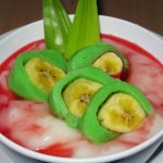 Es pisang ijo sedang populer sebagai salah satu jajanan murah meriah, dengan rasa nikmat dan menyegarkan. Harganya pun terjangkau. Nah, Anda ingin membuat sendiri es ini di rumah? Yuk, simak tips dari BP-Guide berikut ini.