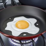 Memiliki wajan yang tepat untuk memasak adalah keinginan banyak ibu-ibu di rumah, karena dengan wajan yang tepat dapat disajikan masakan yang berkualitas baik yang terhindarkan dari lengket atau gosong karena permukaan wajan yang jelek. Mau tau apa saja rekomendasi BP-Guide untuk wajan alumunium terbaik untuk ibu-ibu? Simak artikel berikut ini, ya!