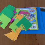 Mempelajari cara membuat bunga dari kertas origami adalah salah satu cara untuk mengasah kreativitas. Tak hanya untuk anak-anak, membuat origami juga bisa dilakukan oleh orang dewasa sebagai hiburan. Tertarik belajar cara membuat bunga dari kertas origami? Yuk, pelajari berbagai caranya menggunakan 10 rekomendasi produk kertas origami terbaik!